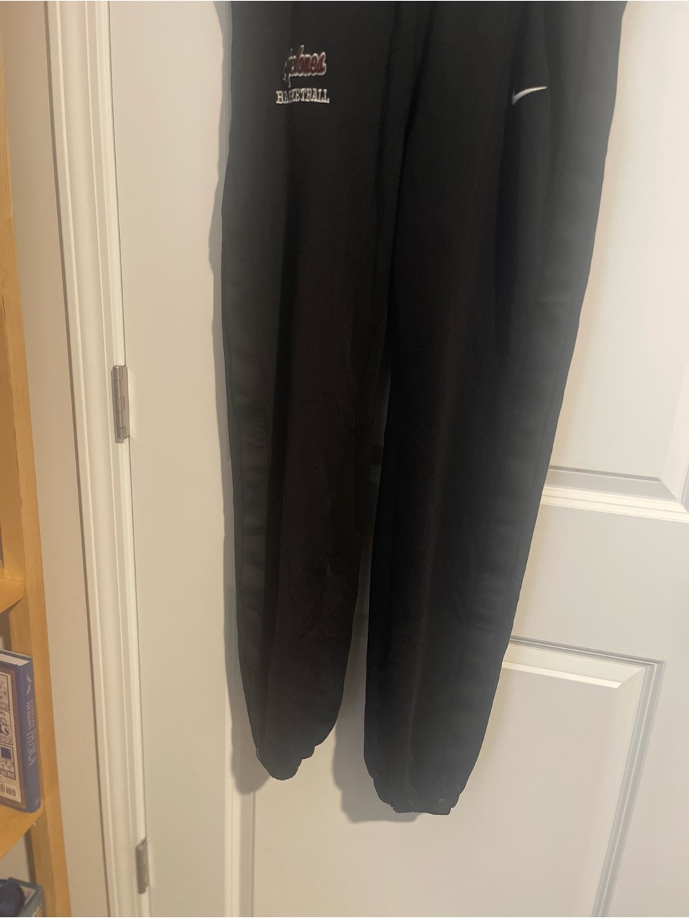 Nike Black Men's M Athletic Side Snap Basketball Pants. Embroidered swoosh